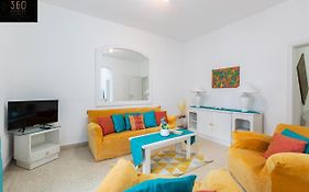 A Comfy Seafront 1Br Apt, In Tower Road In Sliema By 360 Estates